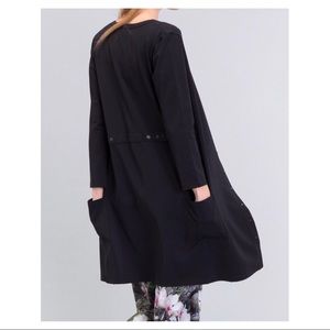 AGNES B. CREPE SNAP LONG CARDIGAN DRESS